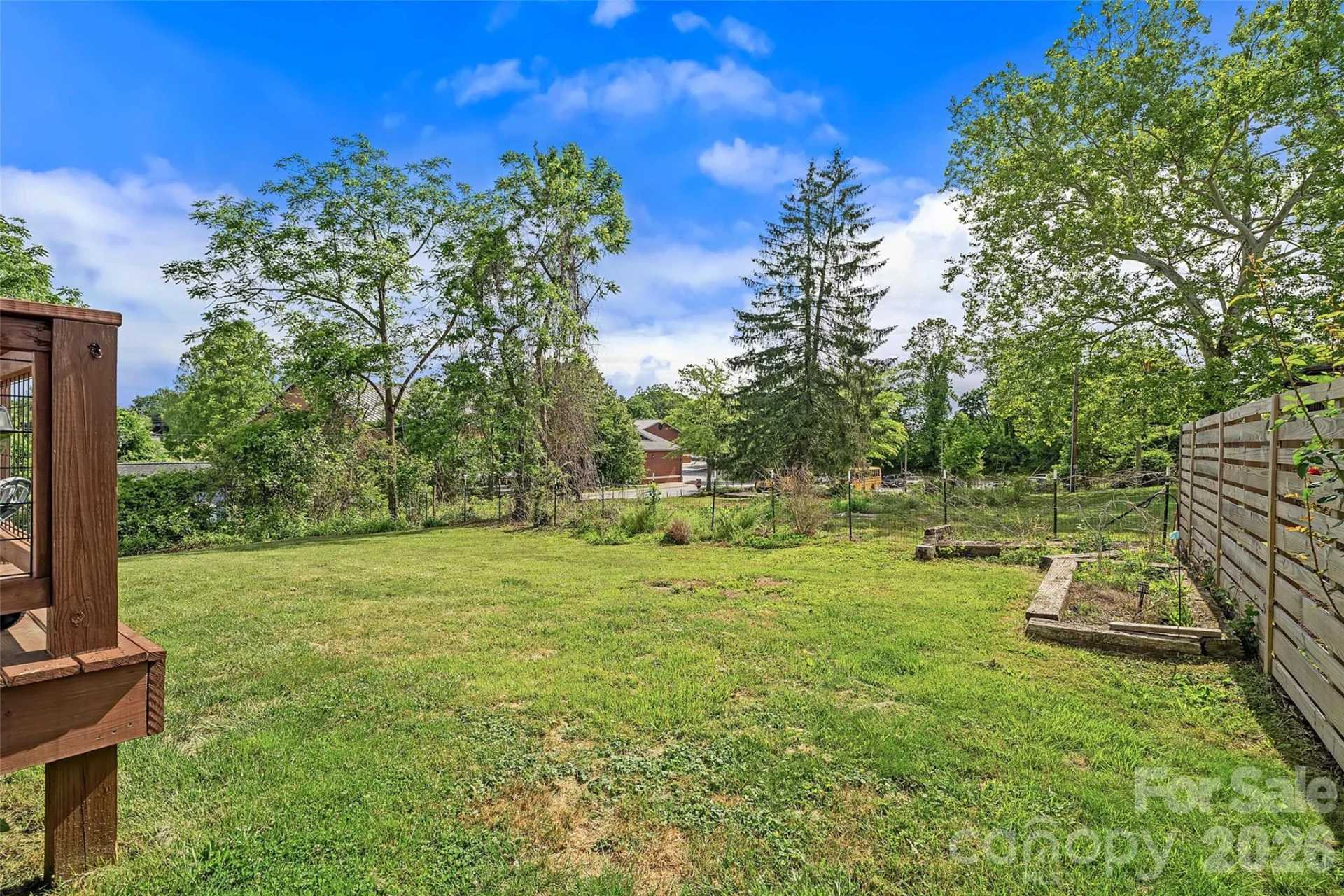 708 Prince Drive - Photo 17
