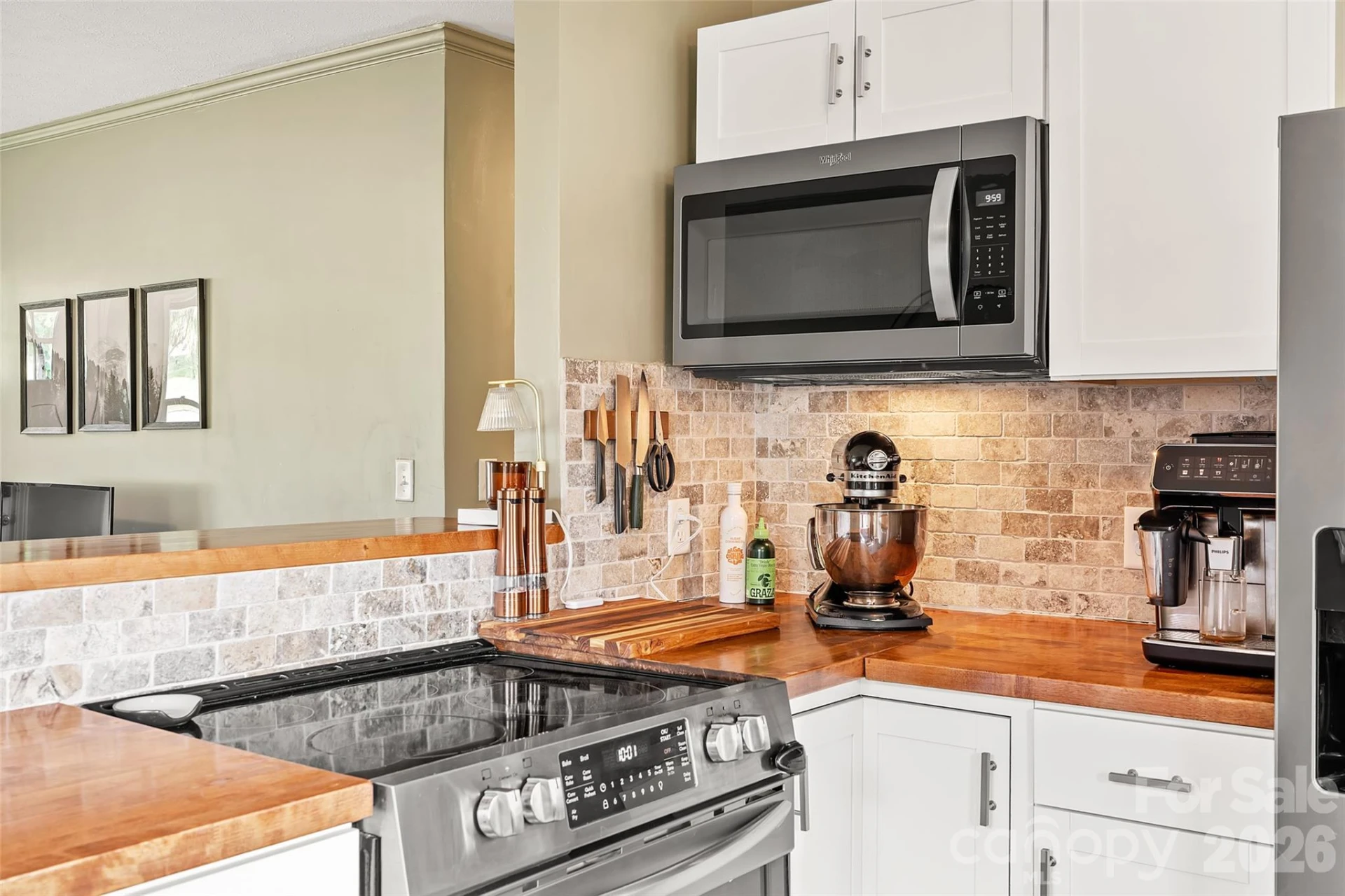 708 Prince Drive - Photo 5