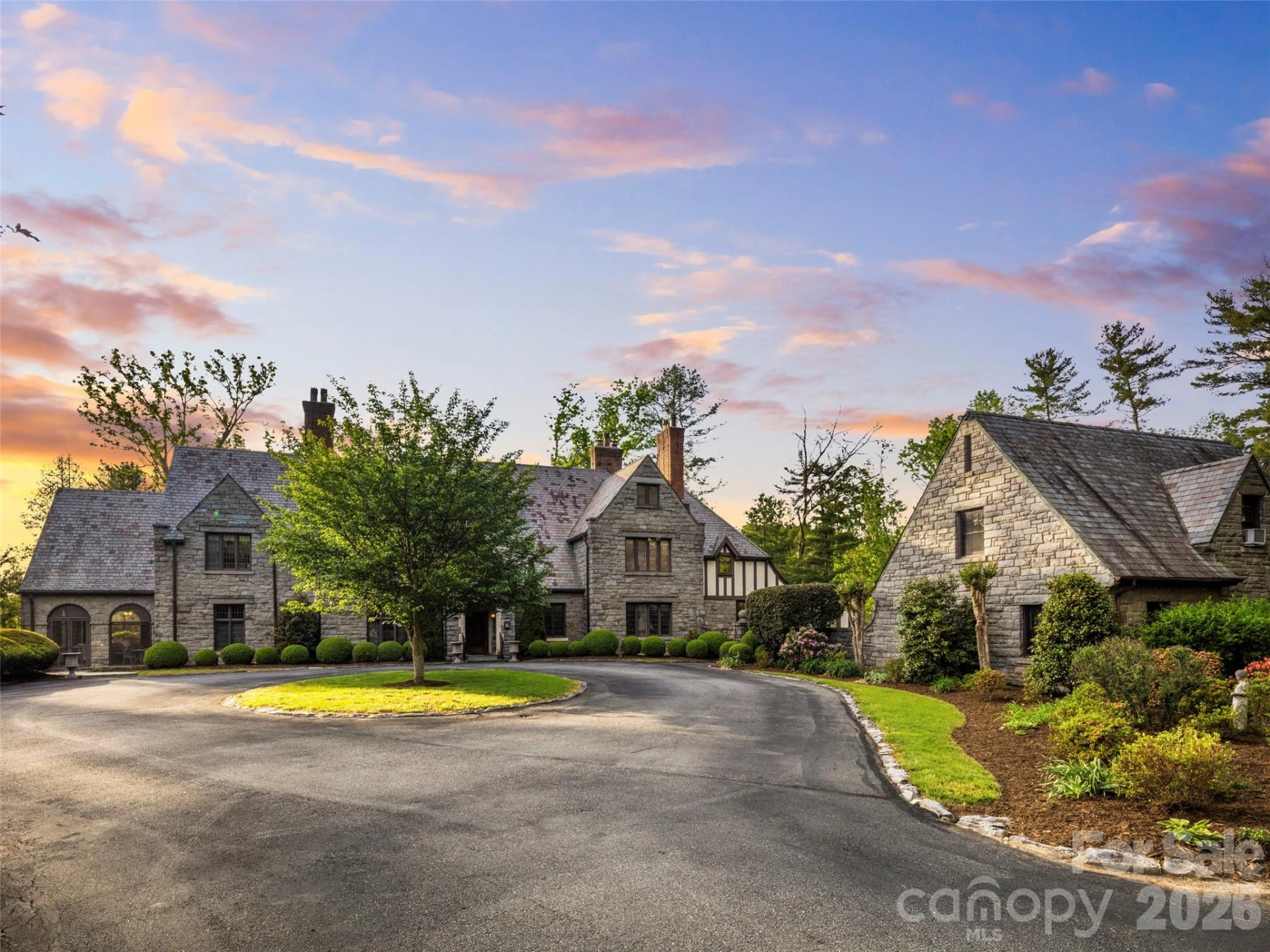 436 Vanderbilt Road - Photo 4