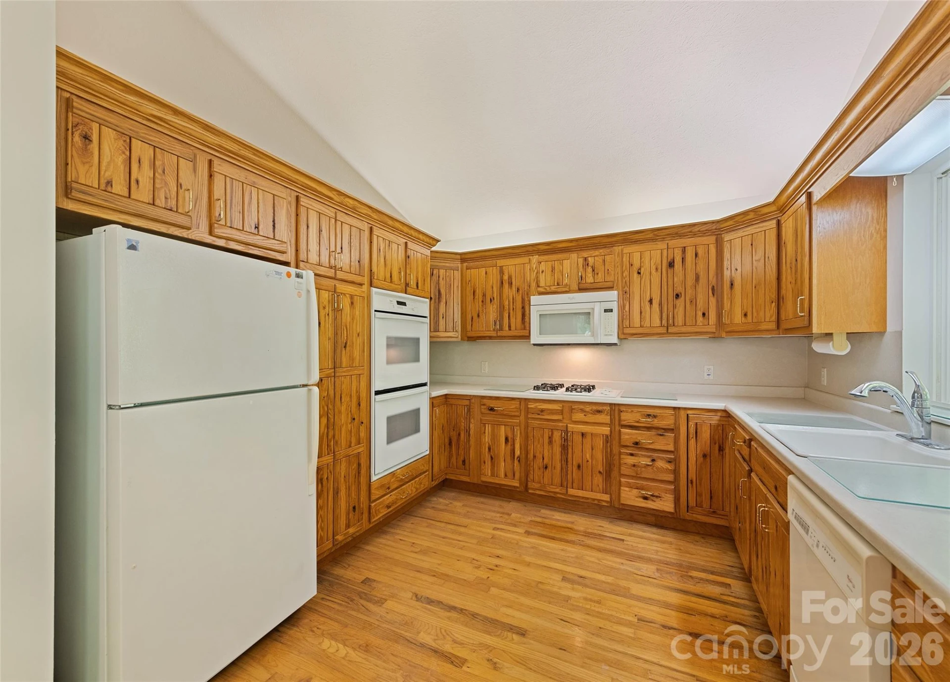 21 Winterview Trail - Photo 3