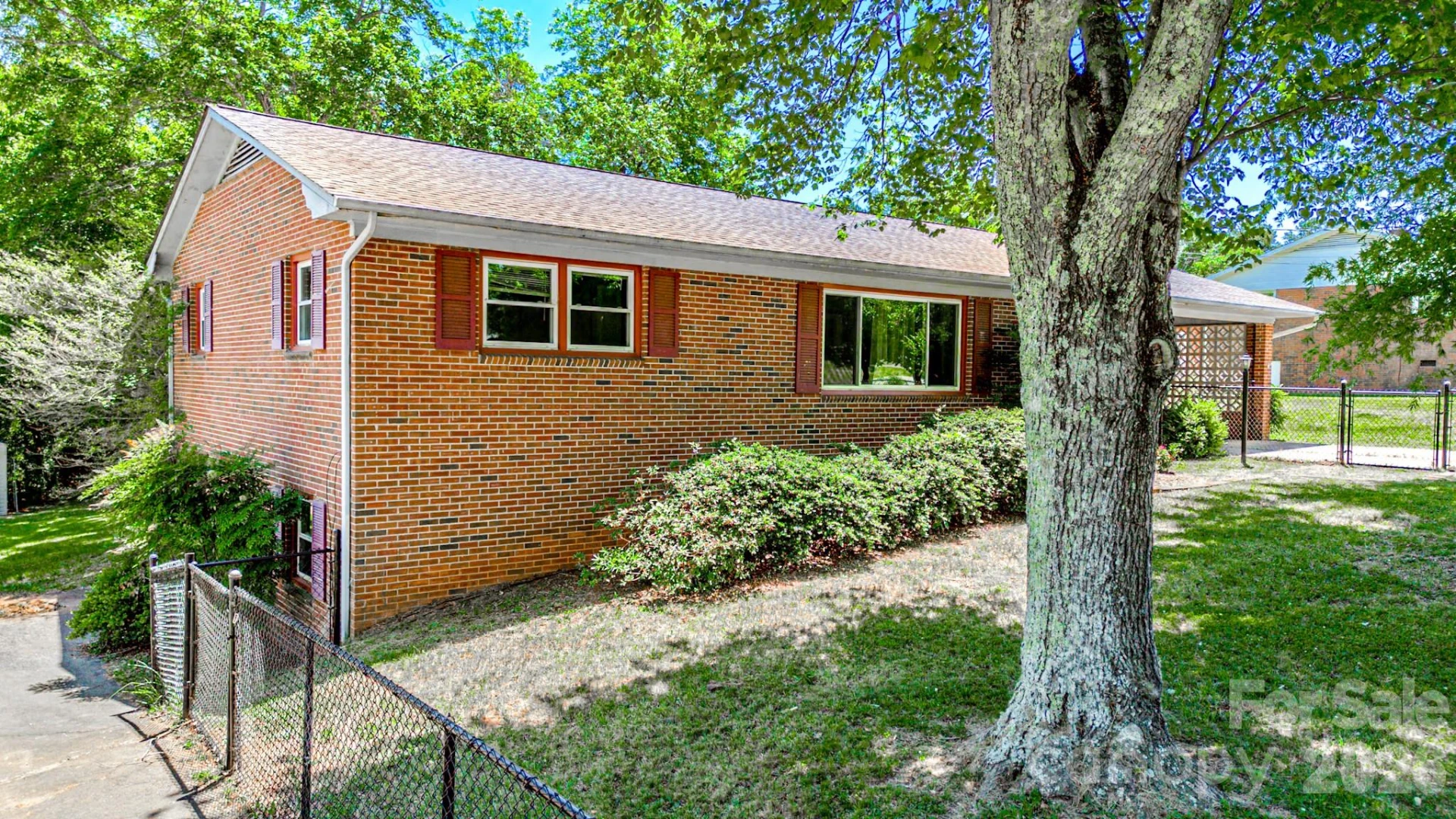 135 Hazelwood Drive - Photo 34