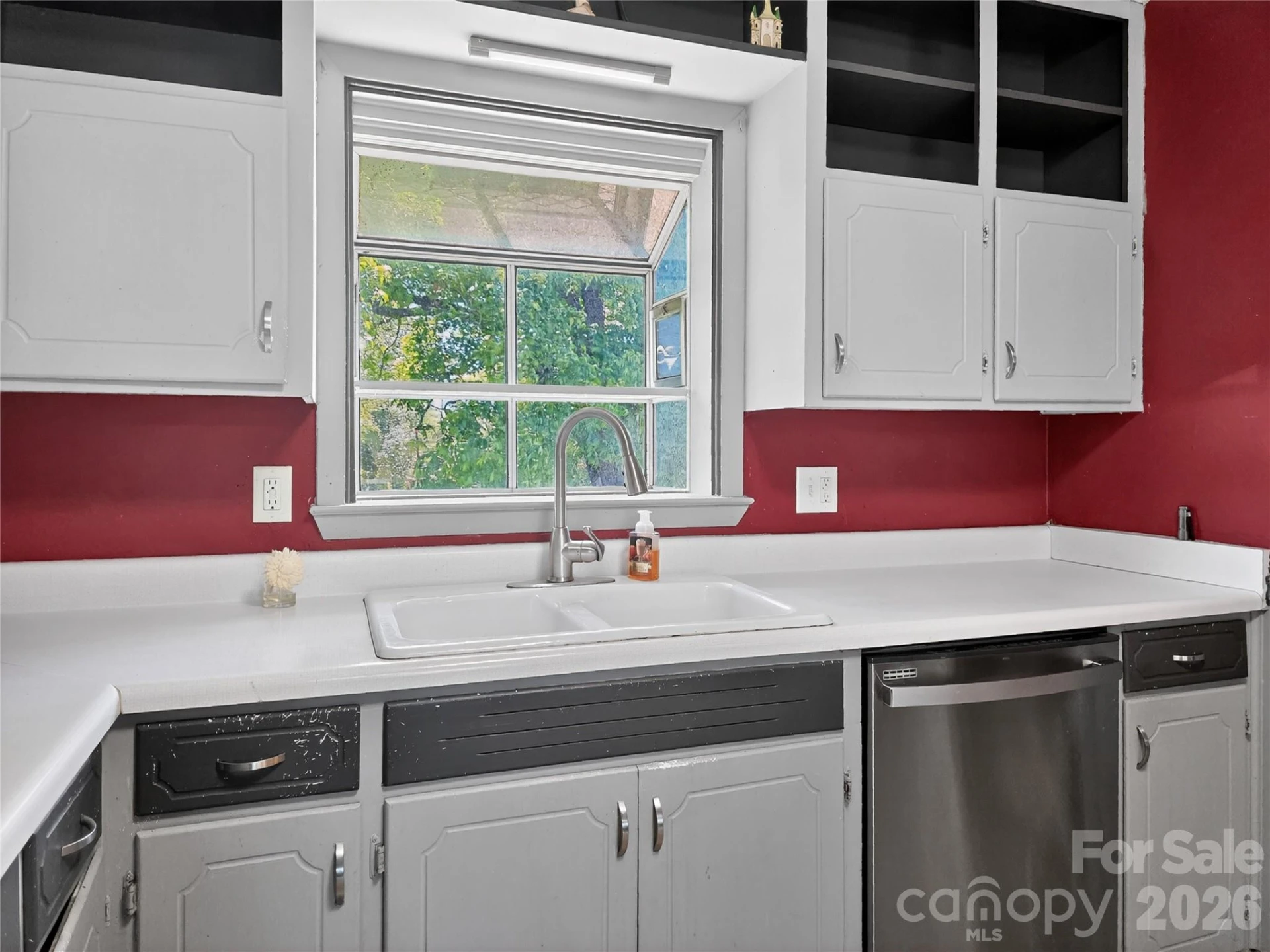 135 Hazelwood Drive - Photo 5