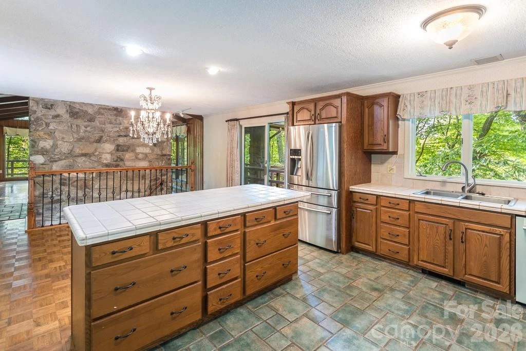 1126 Scenic Circle - Photo 11