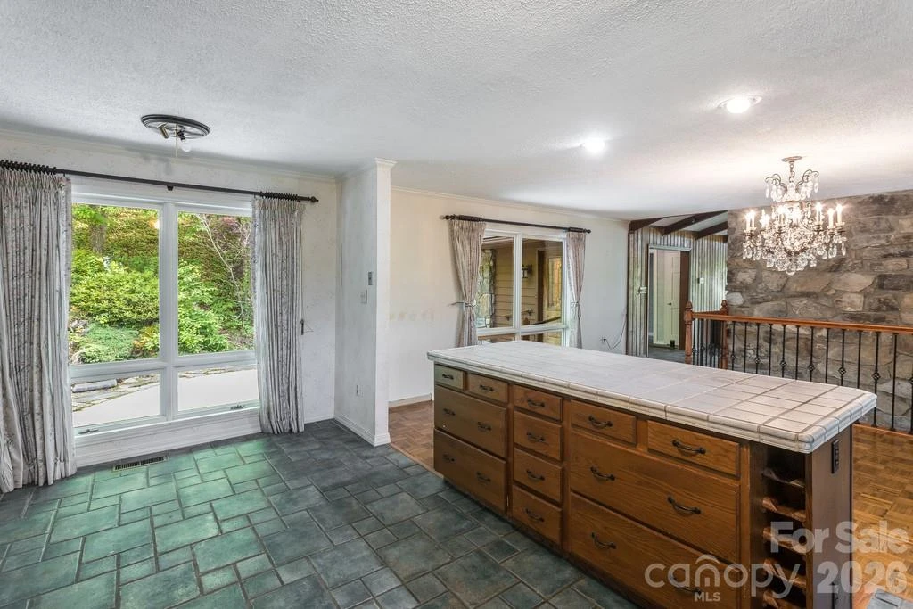 1126 Scenic Circle - Photo 12