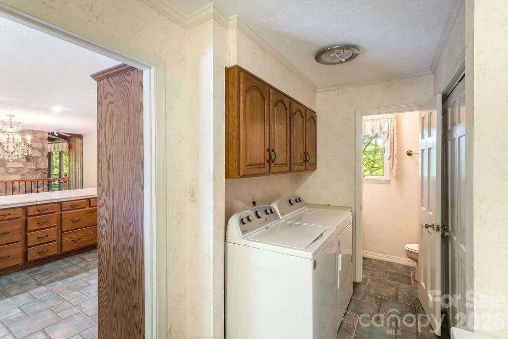 1126 Scenic Circle - Photo 23