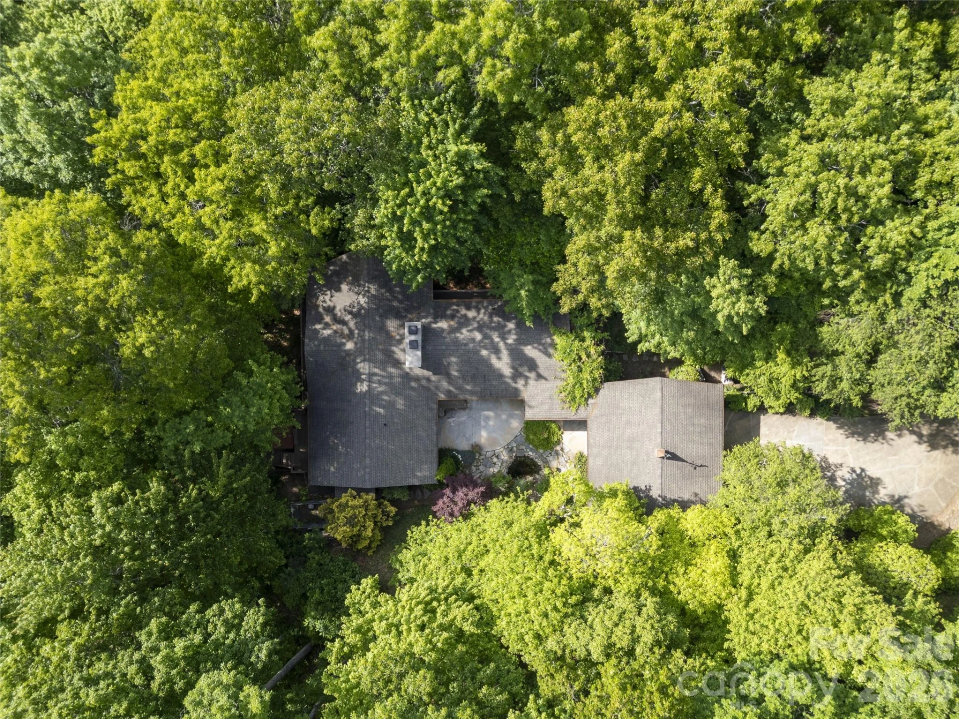 1126 Scenic Circle - Photo 33