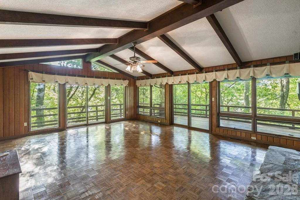 1126 Scenic Circle - Photo 5
