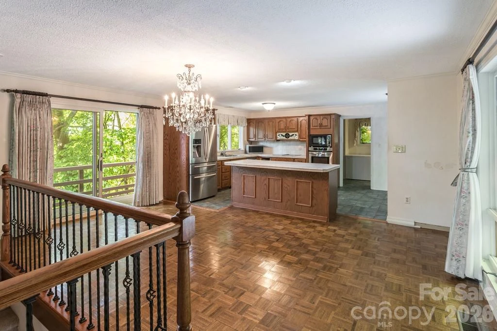1126 Scenic Circle - Photo 8