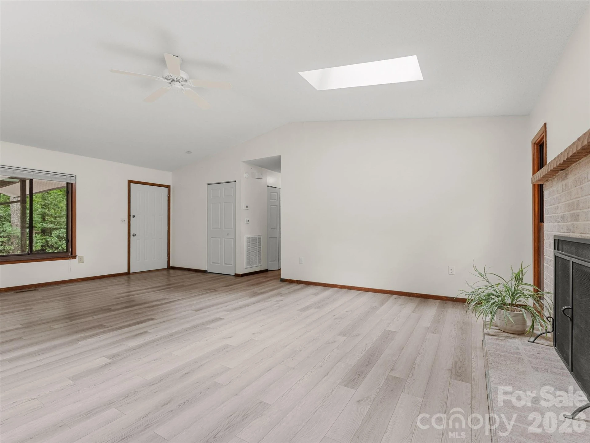 32 Honeysuckle Ridge Road - Photo 17