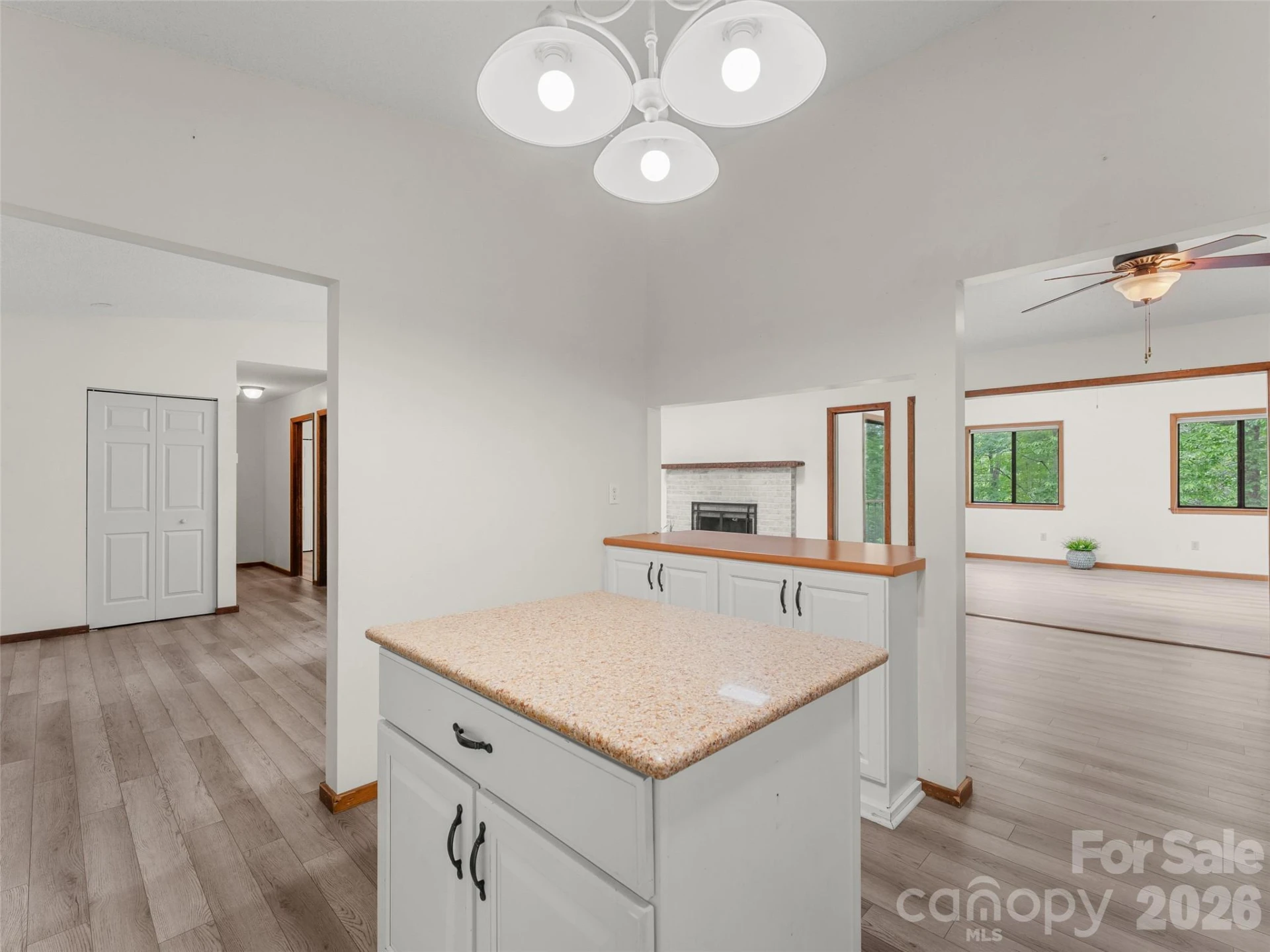 32 Honeysuckle Ridge Road - Photo 8