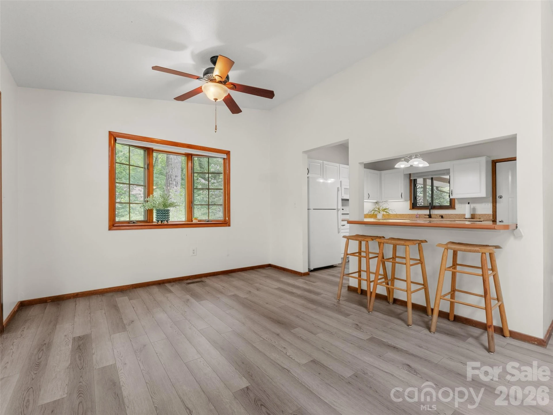 32 Honeysuckle Ridge Road - Photo 9