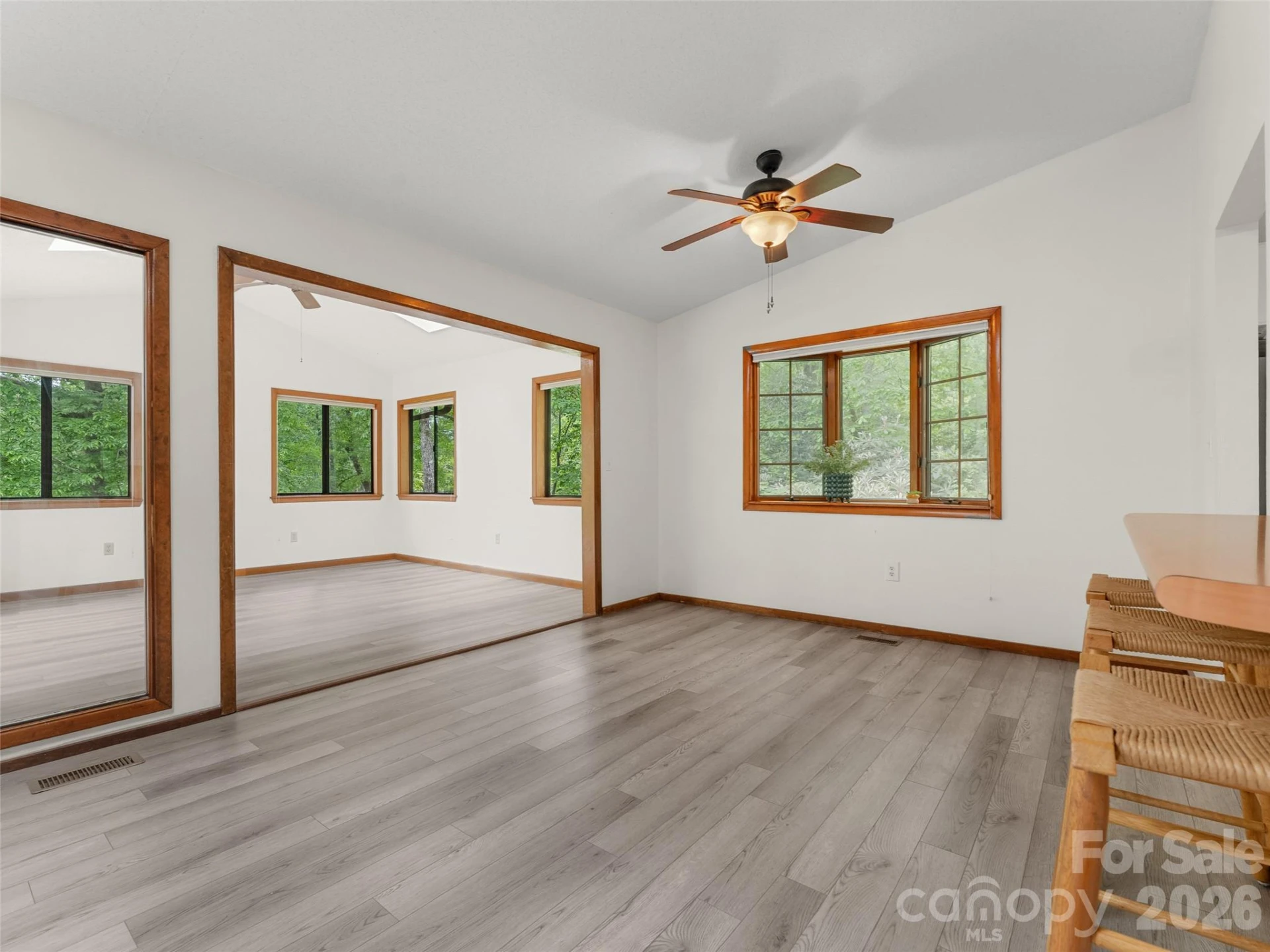 32 Honeysuckle Ridge Road - Photo 10