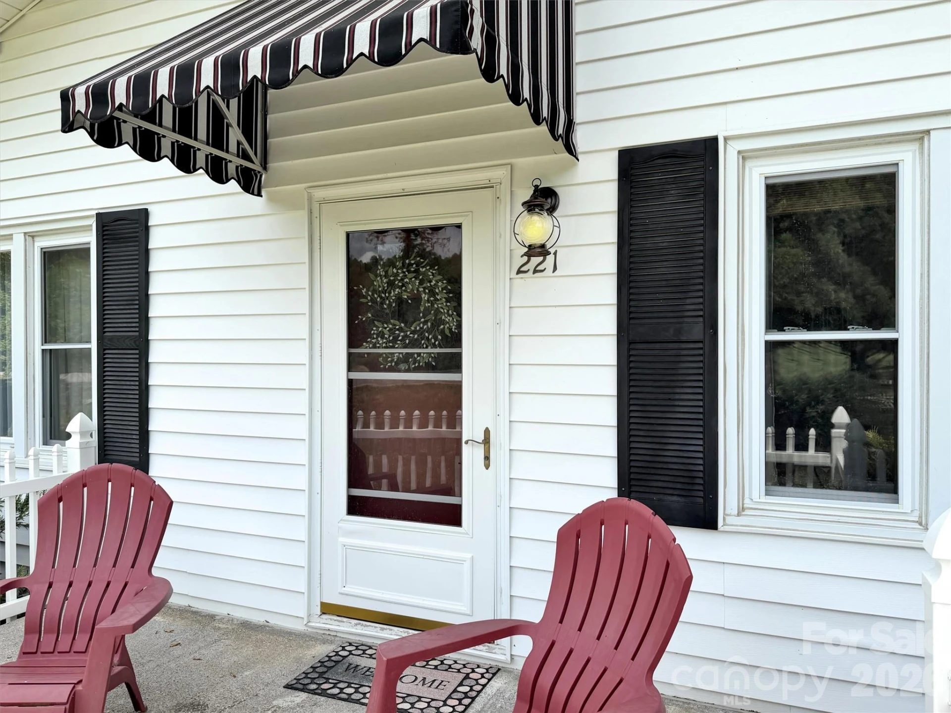 221 Moody Farm Road - Photo 5