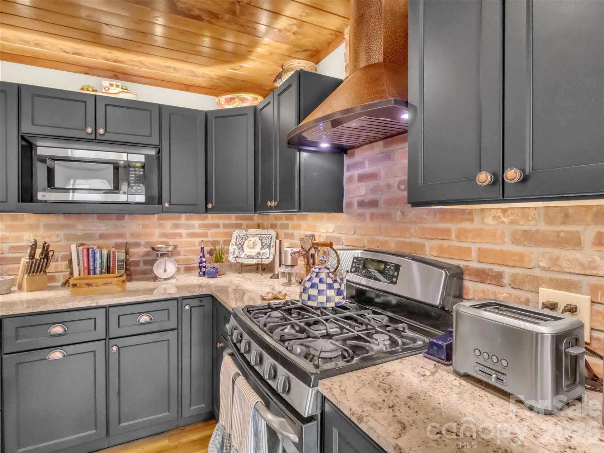 221 Moody Farm Road - Photo 10