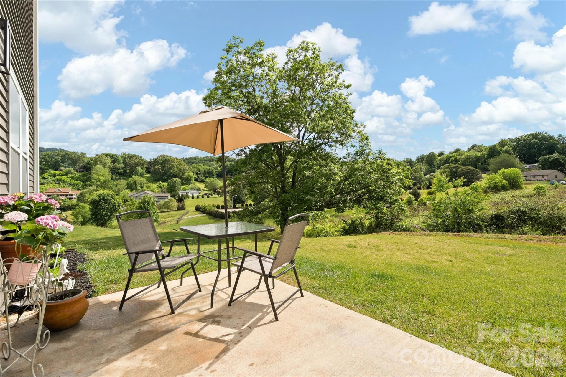 129 Valleywood Drive - Photo 3