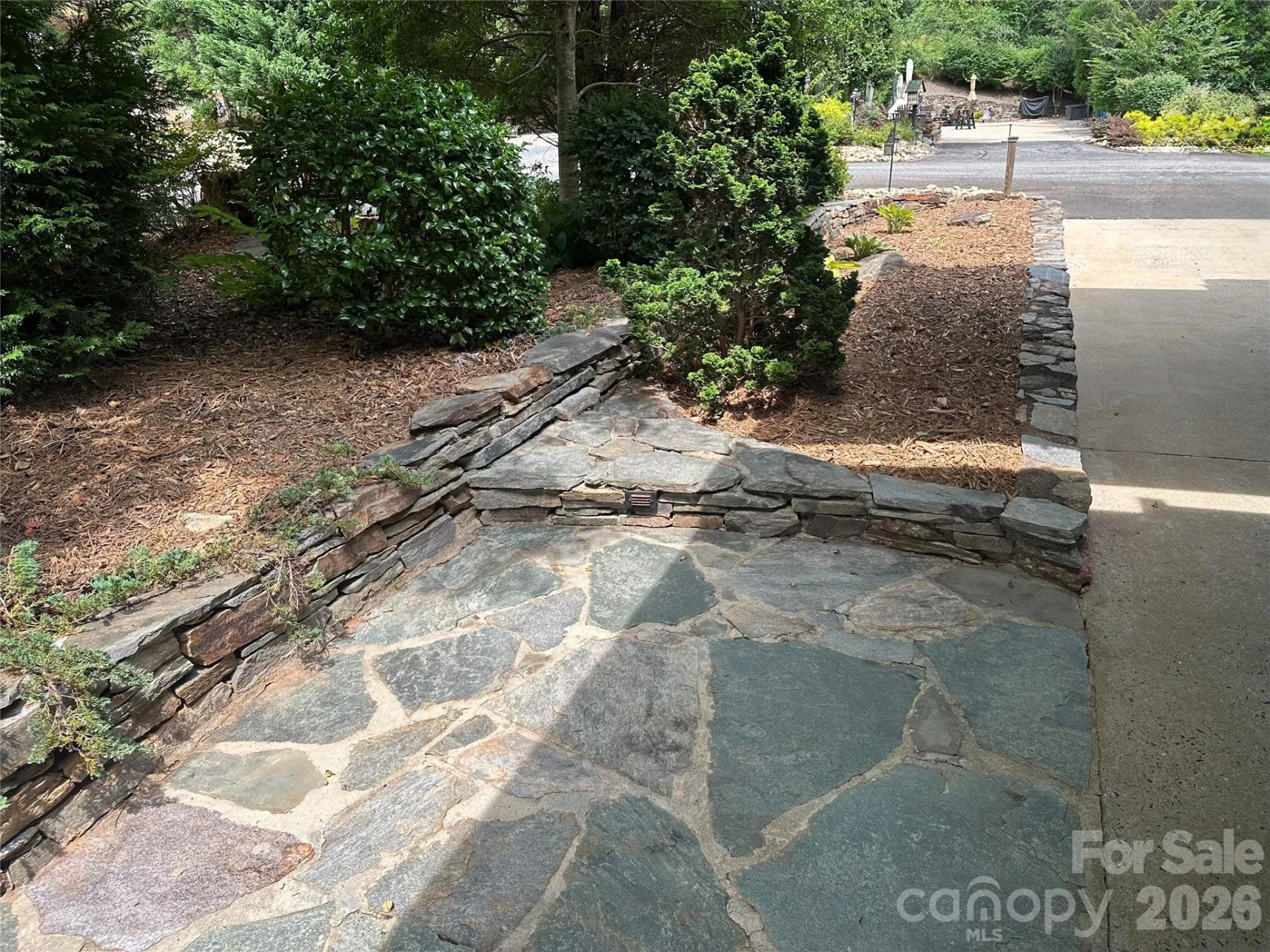 106 Cornell Circle - Photo 6