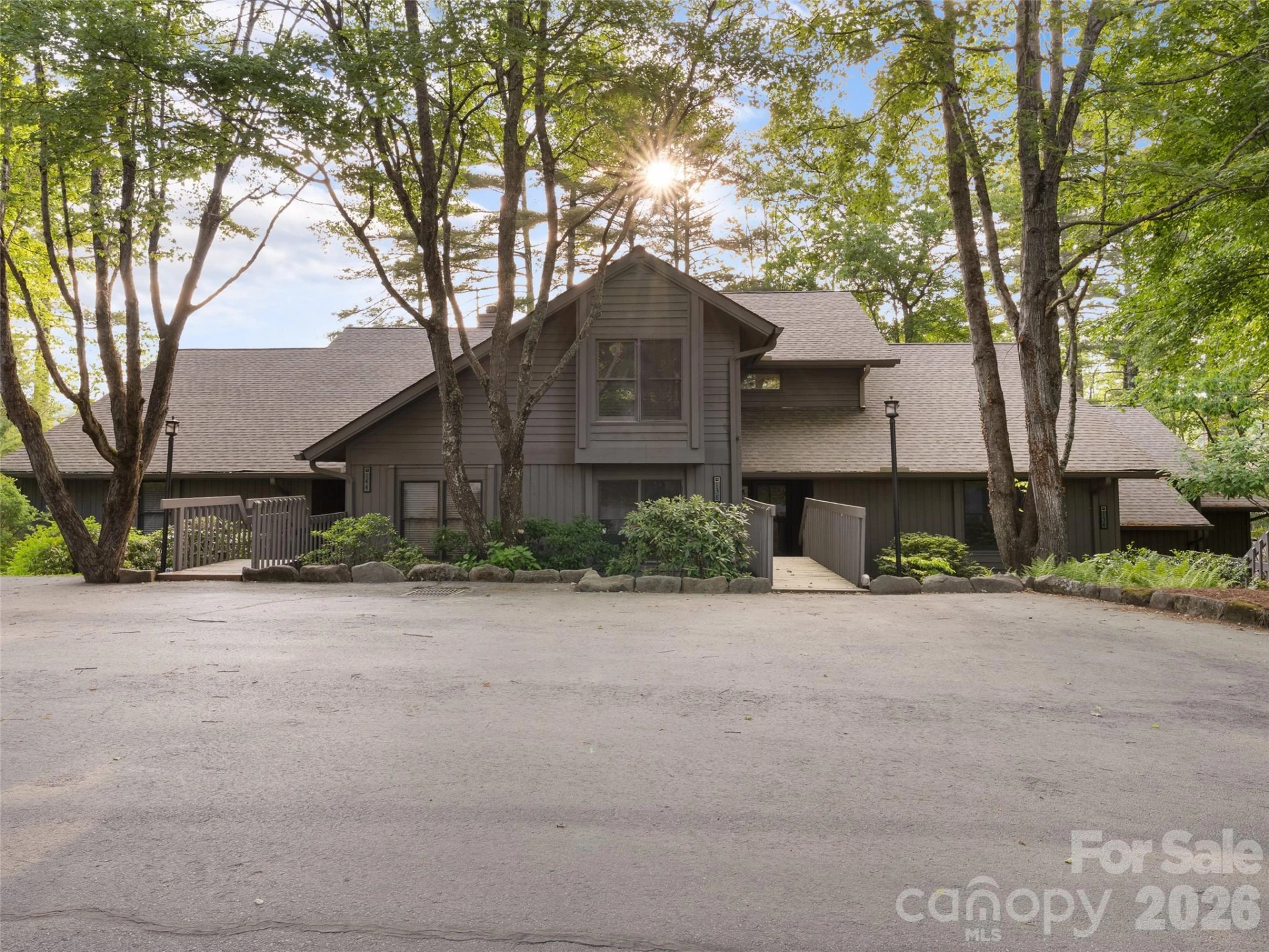 144 Racquet Club Villas Drive - Photo 25