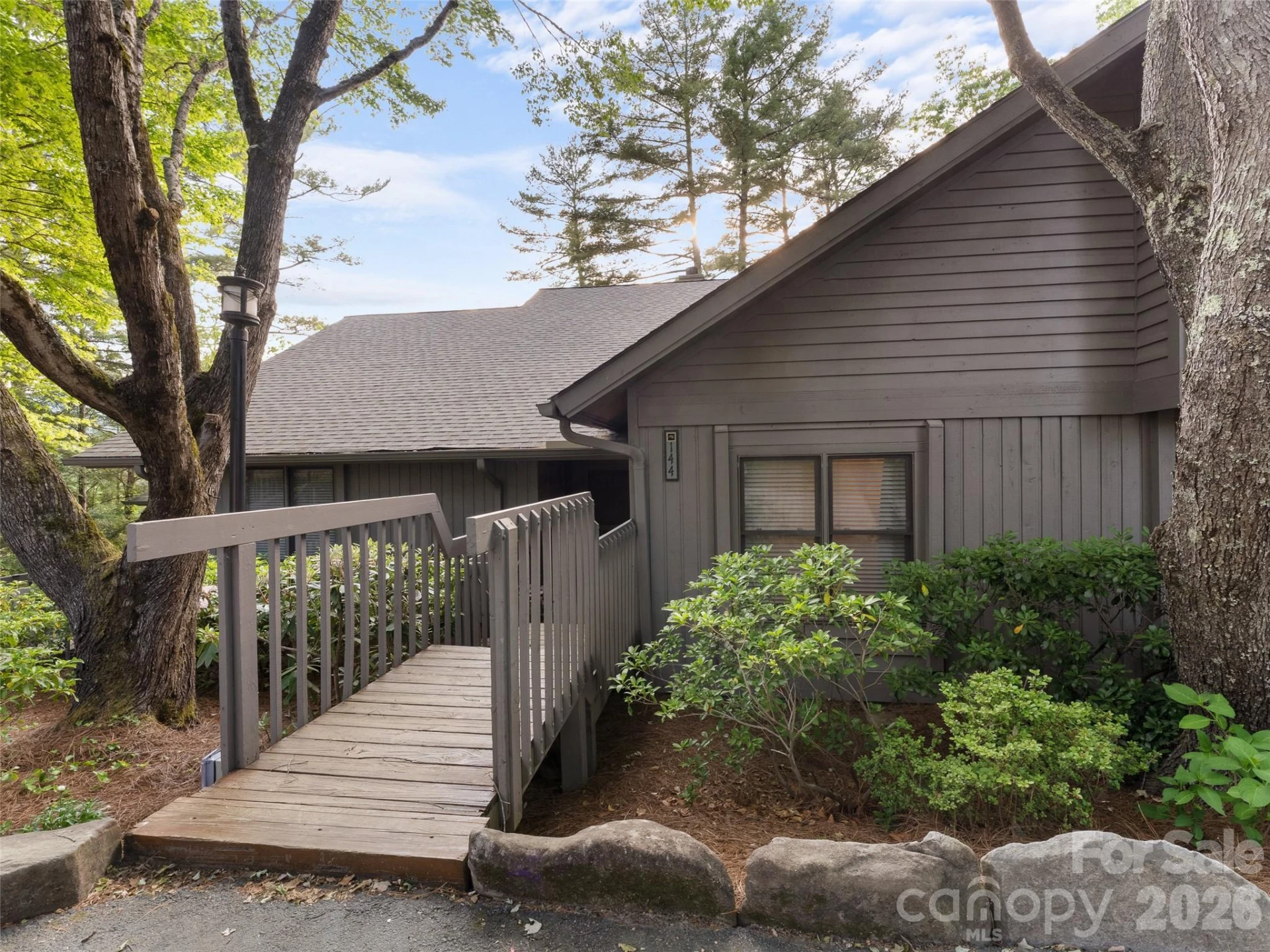 144 Racquet Club Villas Drive - Photo 26