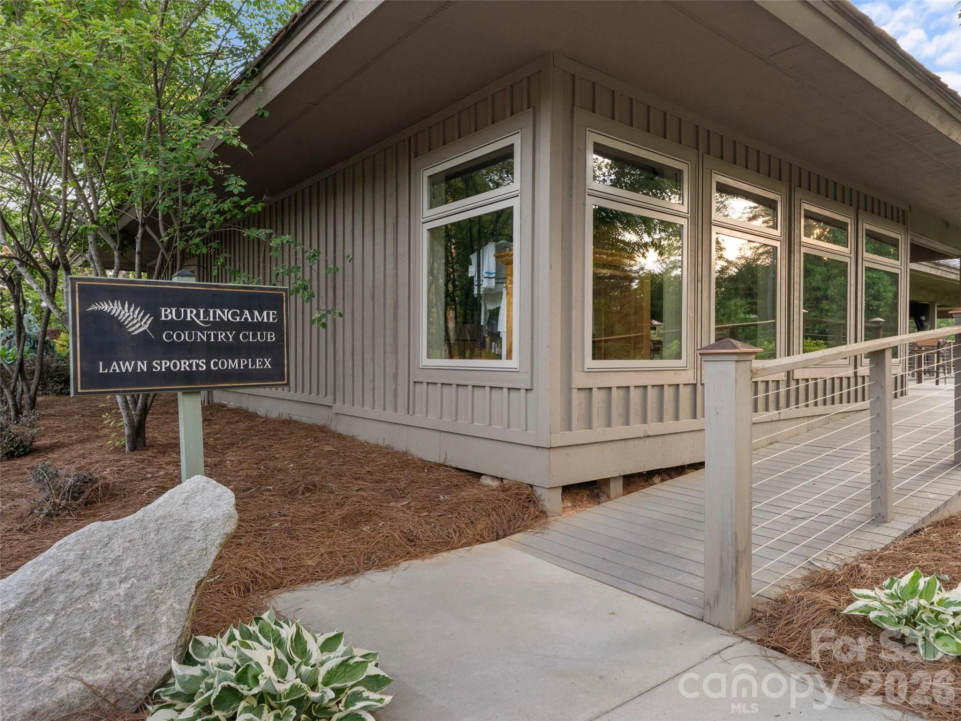 144 Racquet Club Villas Drive - Photo 32