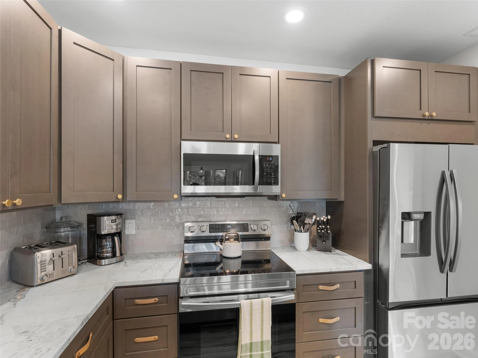 144 Racquet Club Villas Drive - Photo 10