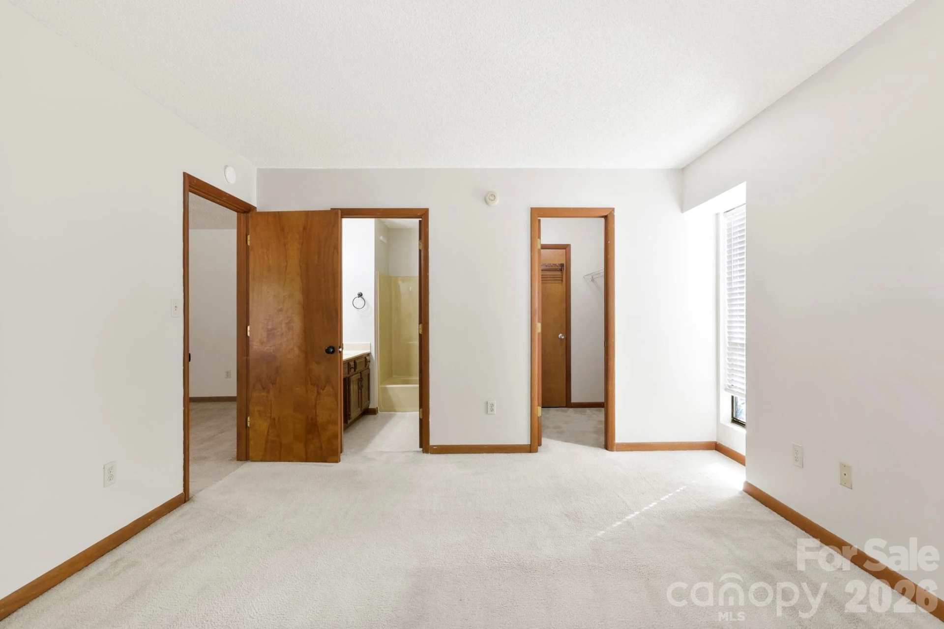 48 Ravencroft Lane #F48 - Photo 16