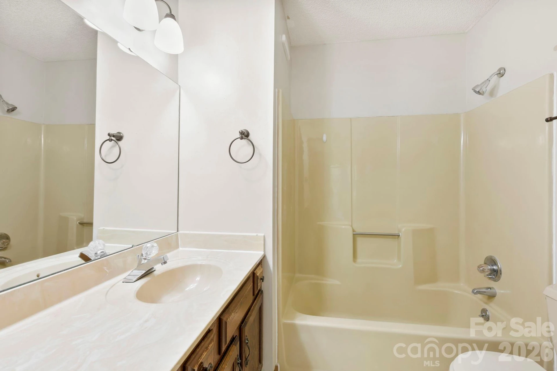 48 Ravencroft Lane #F48 - Photo 17