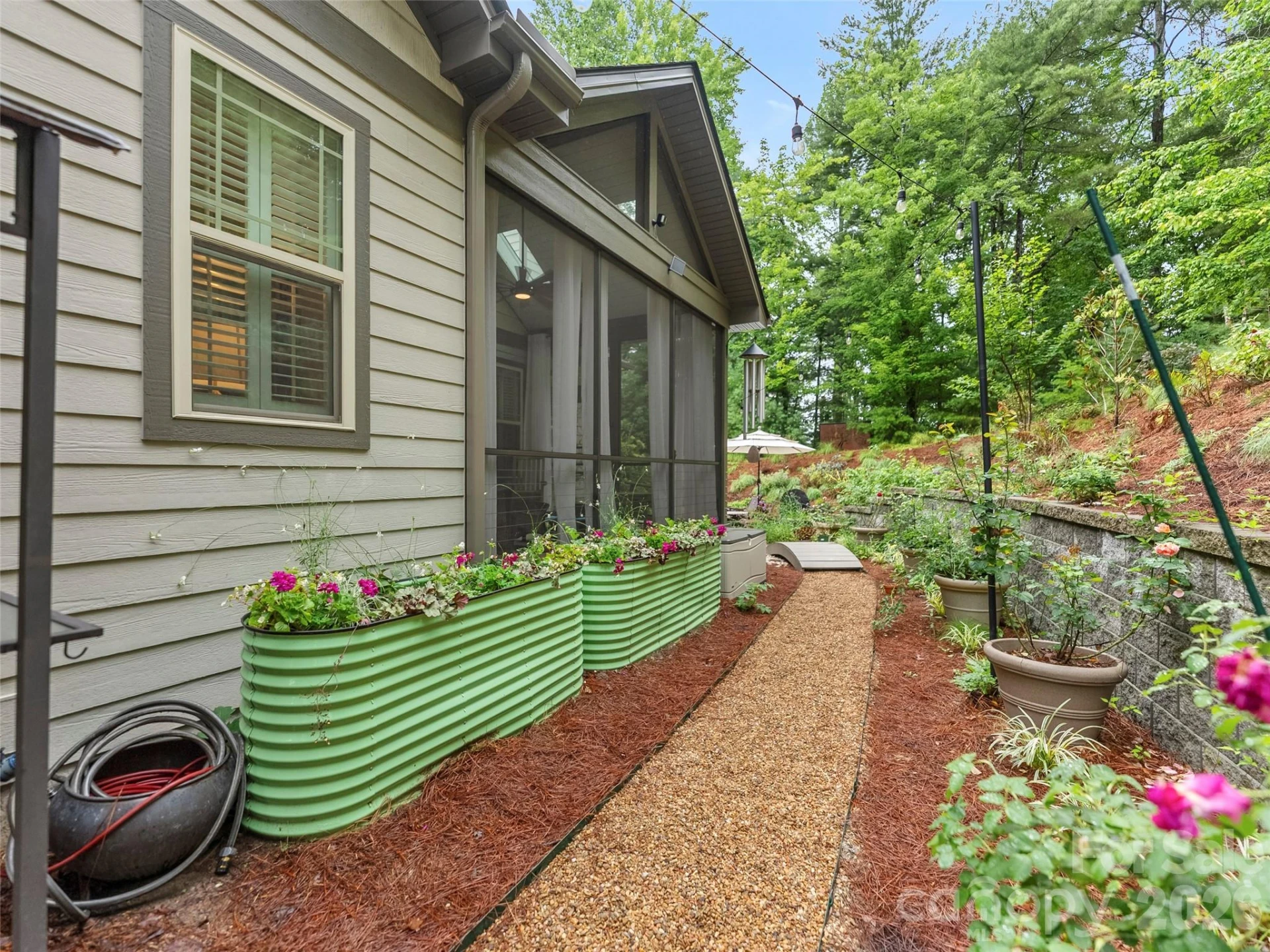 151 Monarch Road - Photo 38