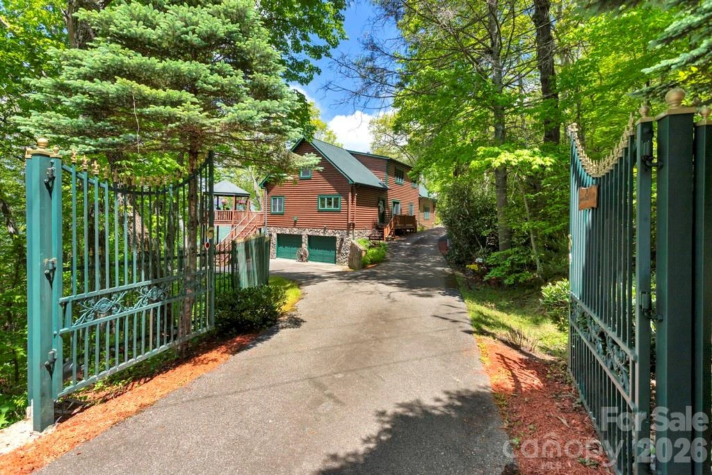 35 Falcon Crest Loop - Photo 2