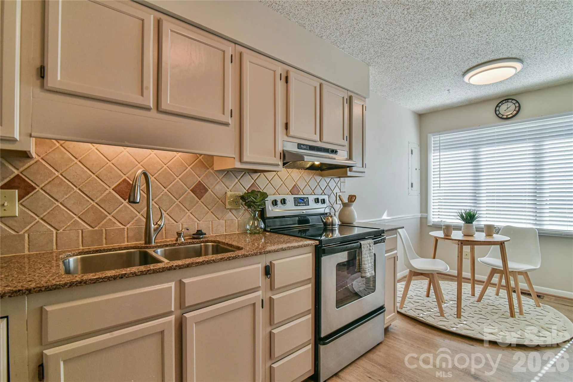 63 Hollybrook Drive - Photo 10