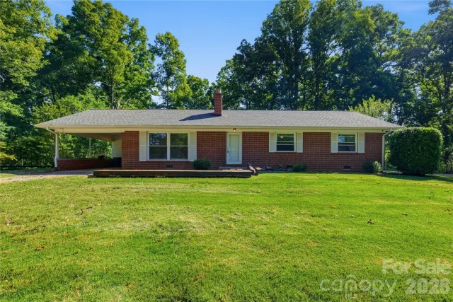 4411 US 221 Highway