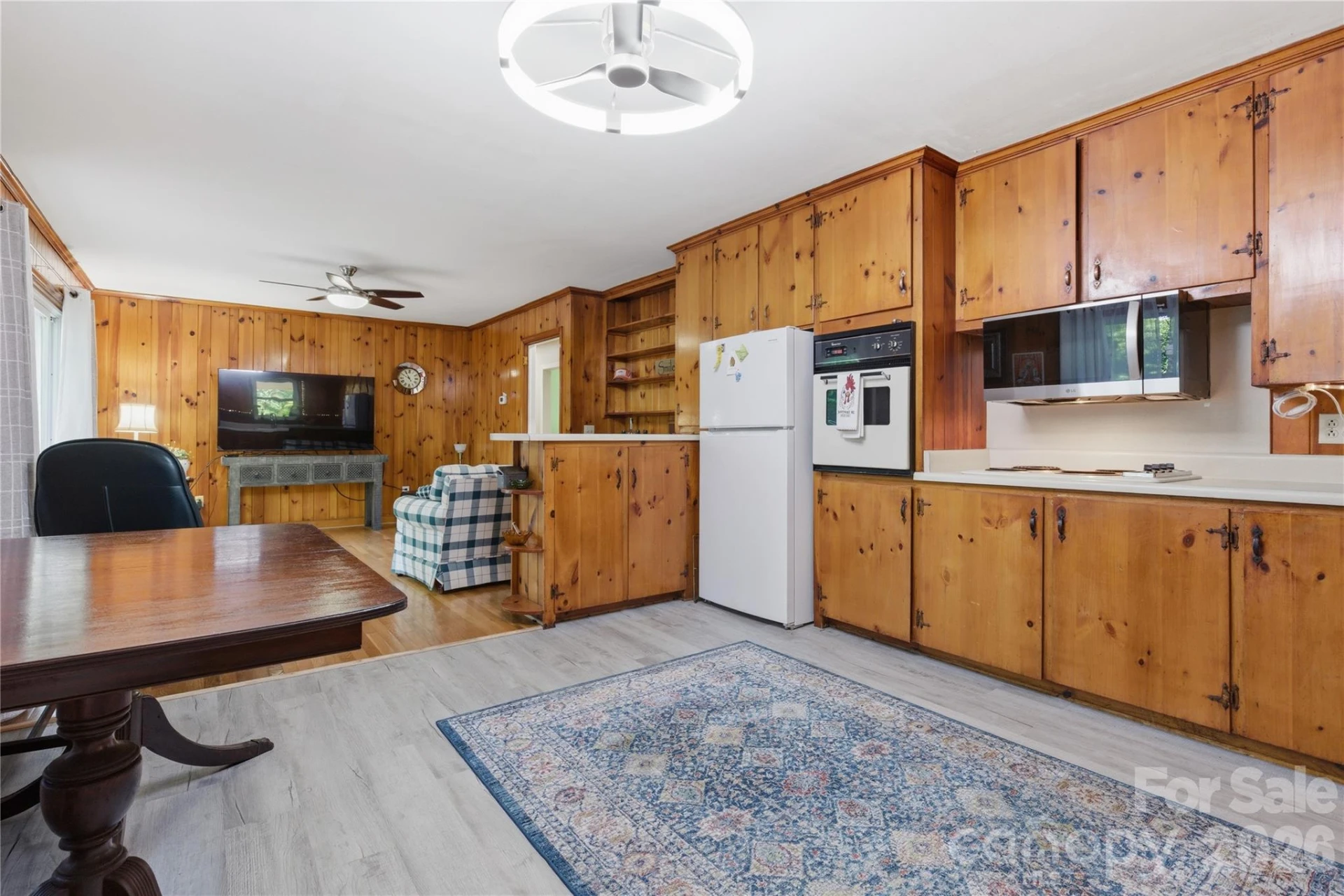 4411 US 221 Highway - Photo 6