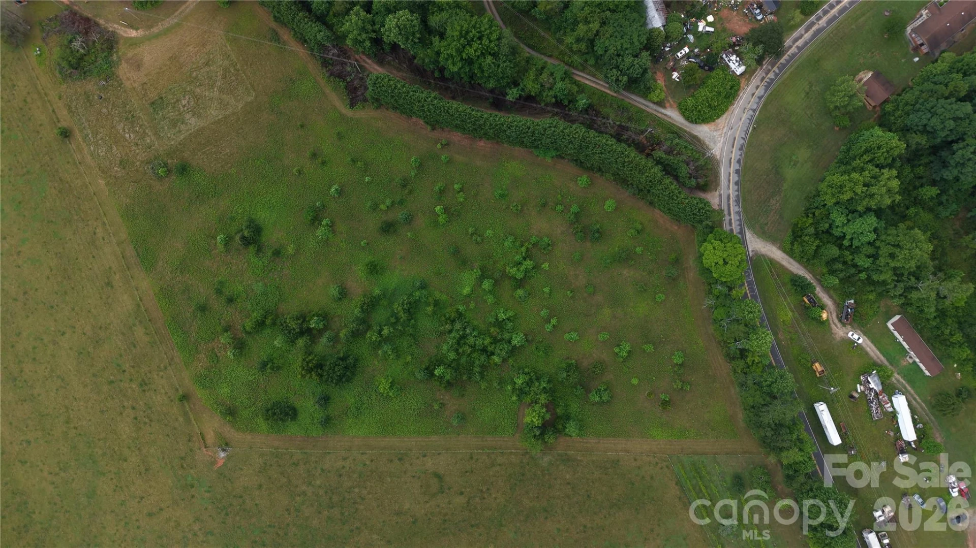2809 Landis Lane - Photo 3