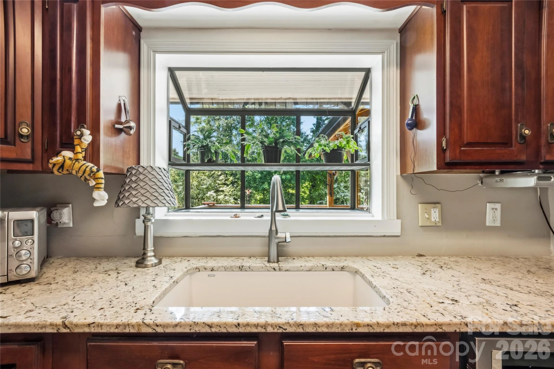 75 Hawthorne Drive - Photo 10