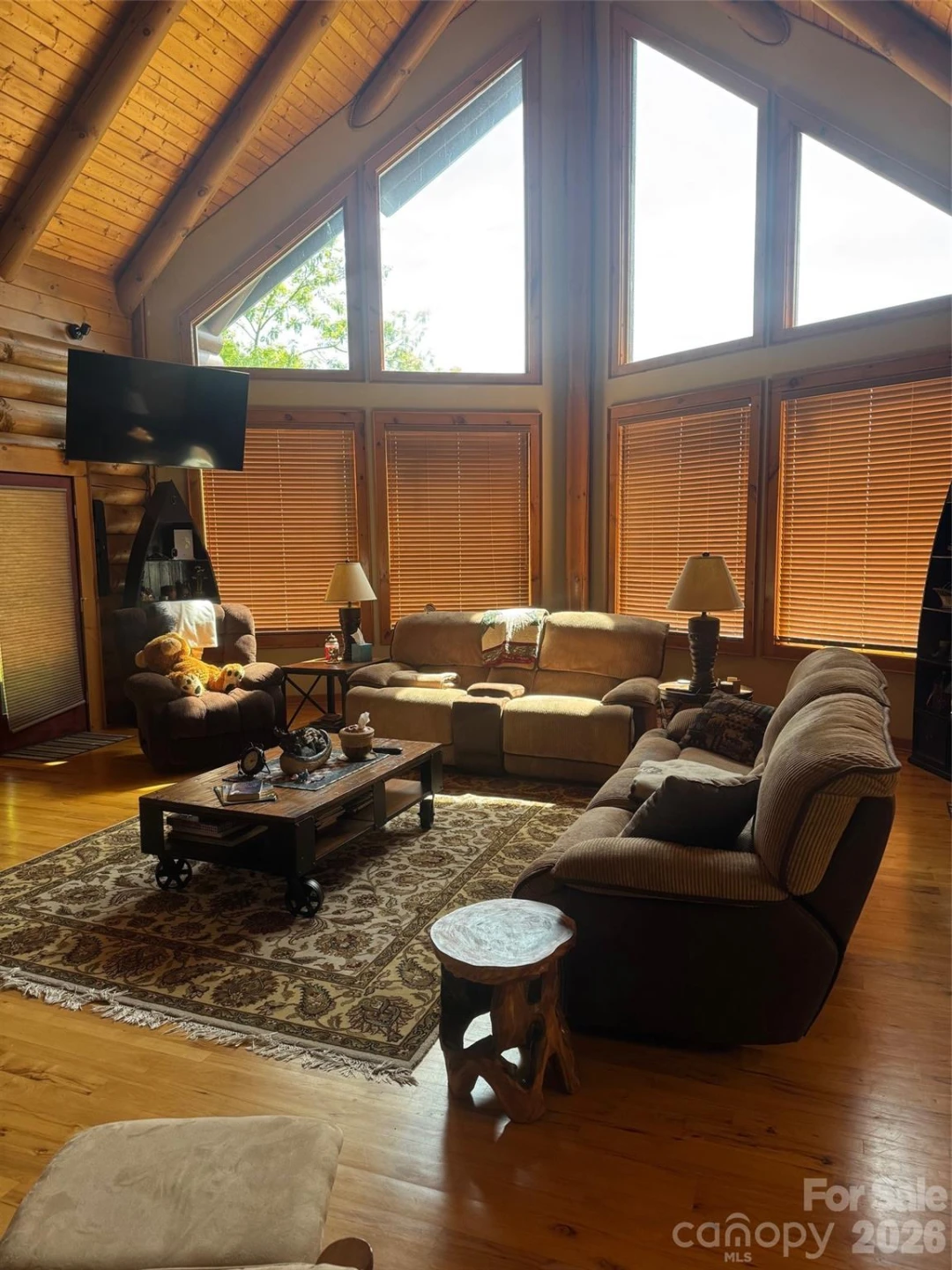 686 Hyacinth Drive - Photo 22
