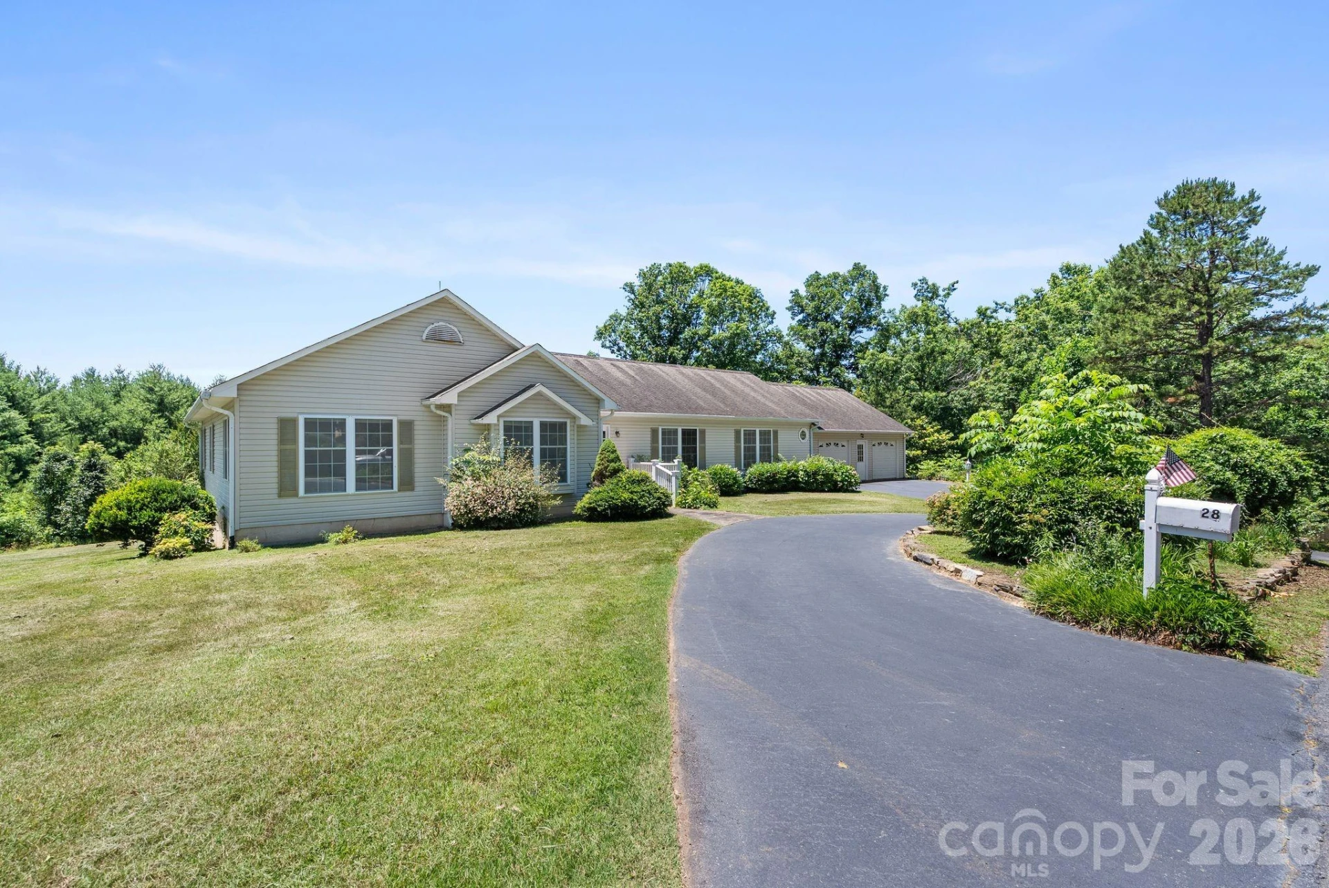 28 Song Bird Lane - Photo 2