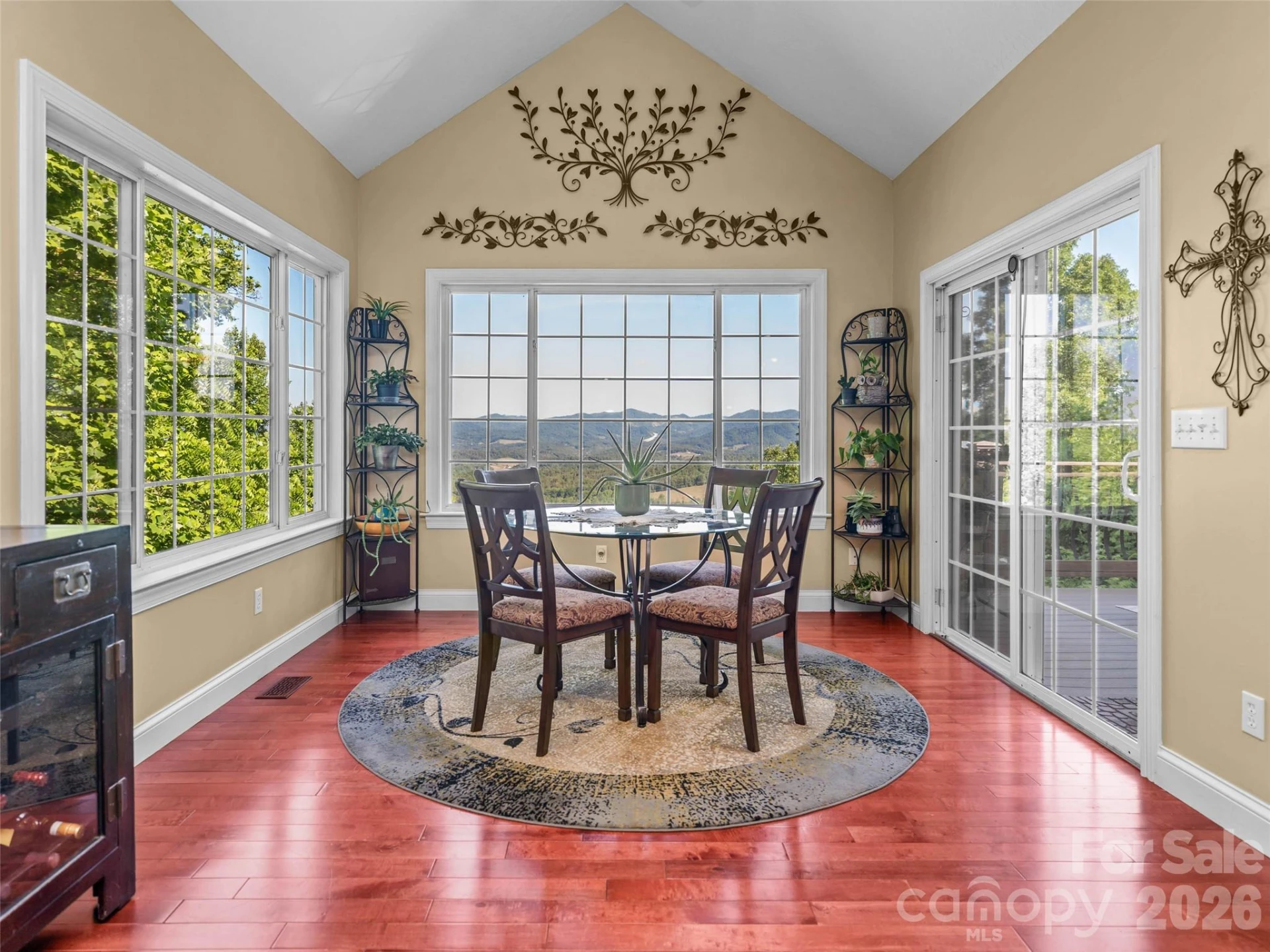 350 Vista Point Drive - Photo 10