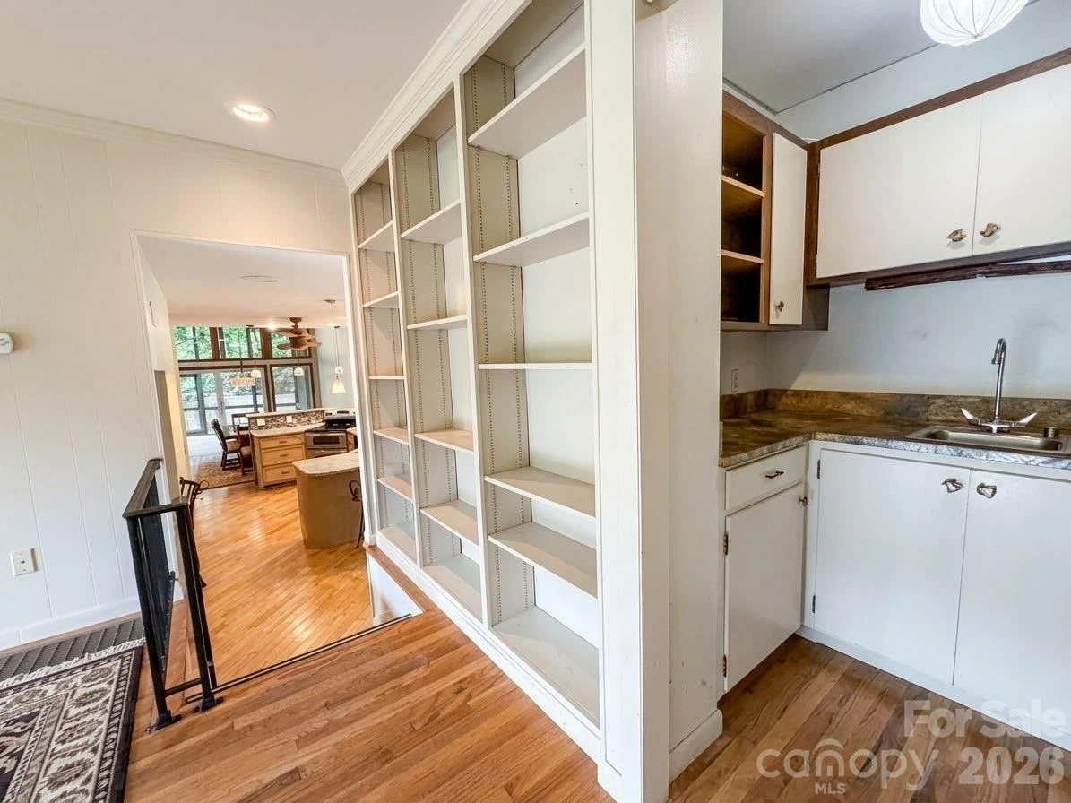 506 Country Club Road - Photo 14