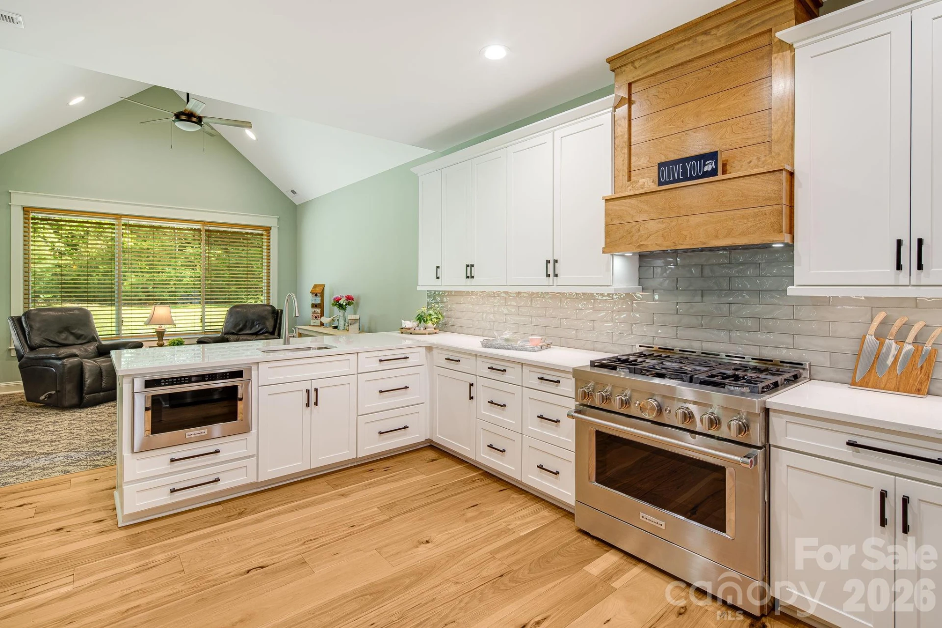 30 Shipman Parkway - Photo 12