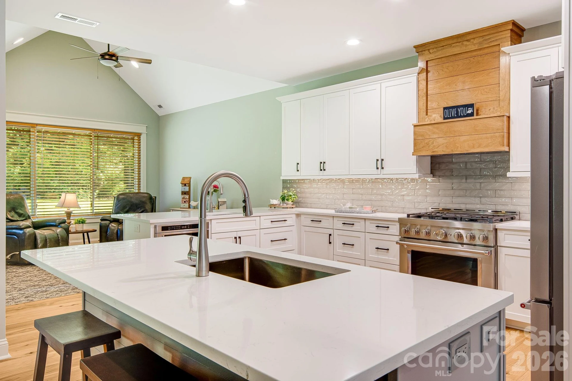 30 Shipman Parkway - Photo 13