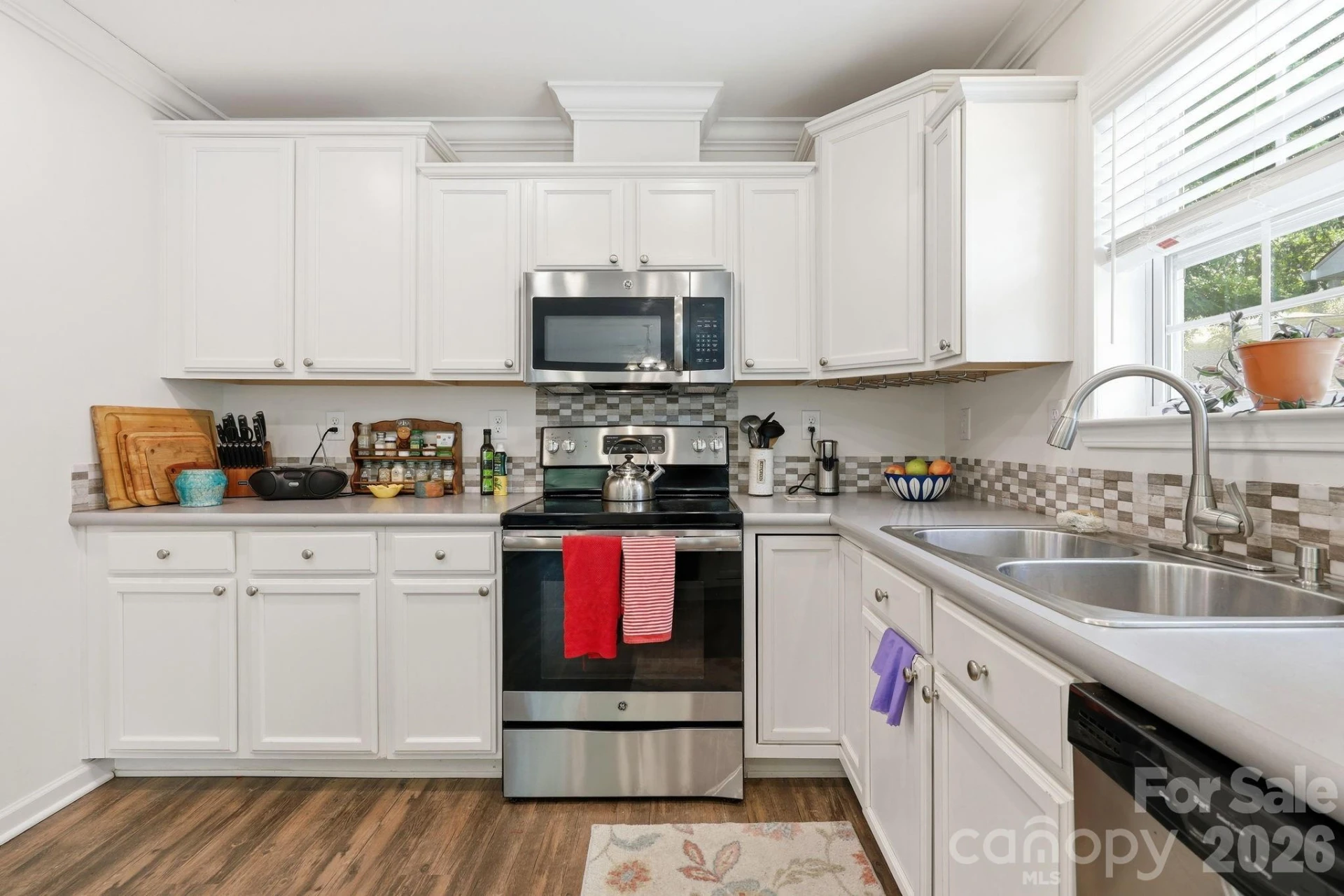 253 Brooklyn Lane - Photo 6