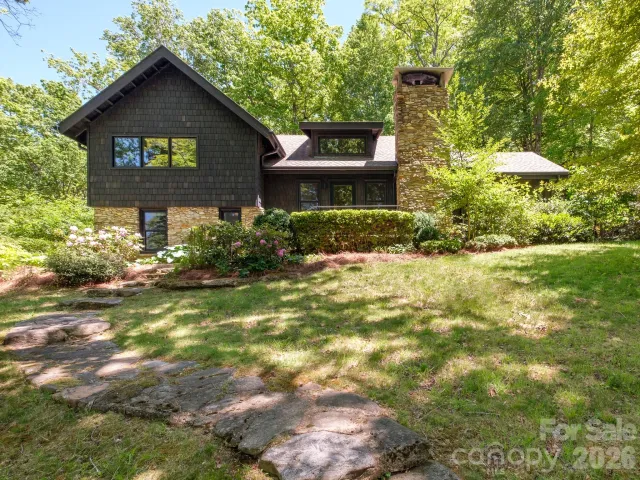 212 SE Shore Drive, Lake Toxaway, NC, 28747