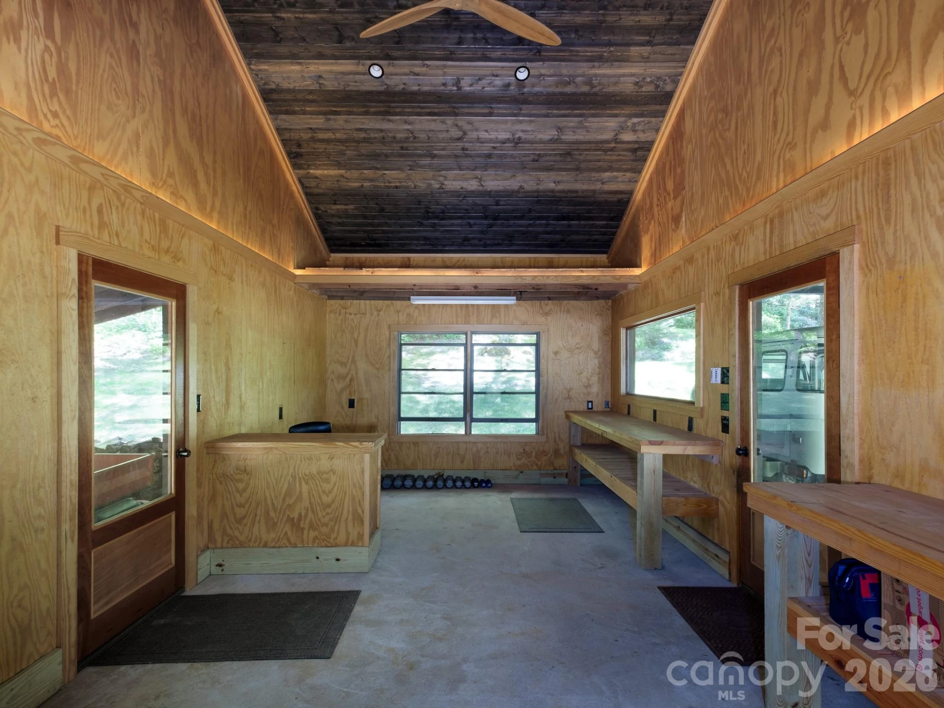 212 SE Shore Drive - Photo 36