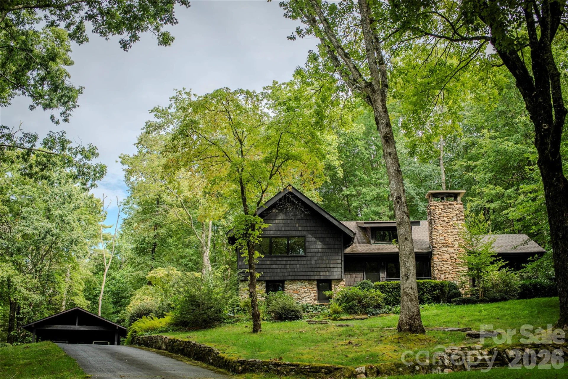 212 SE Shore Drive - Photo 4
