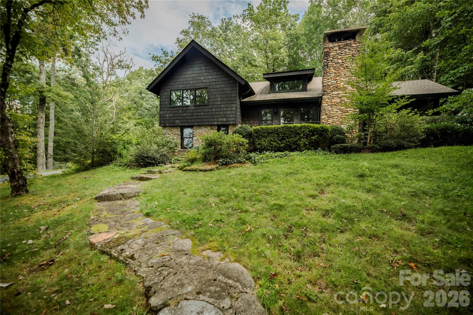 212 SE Shore Drive - Photo 6