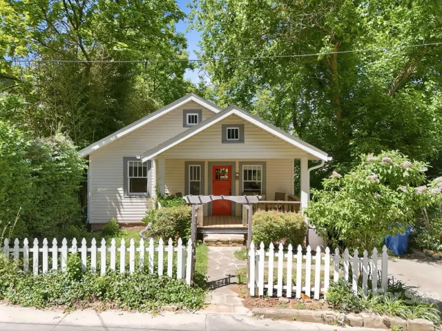 86 Annandale Avenue