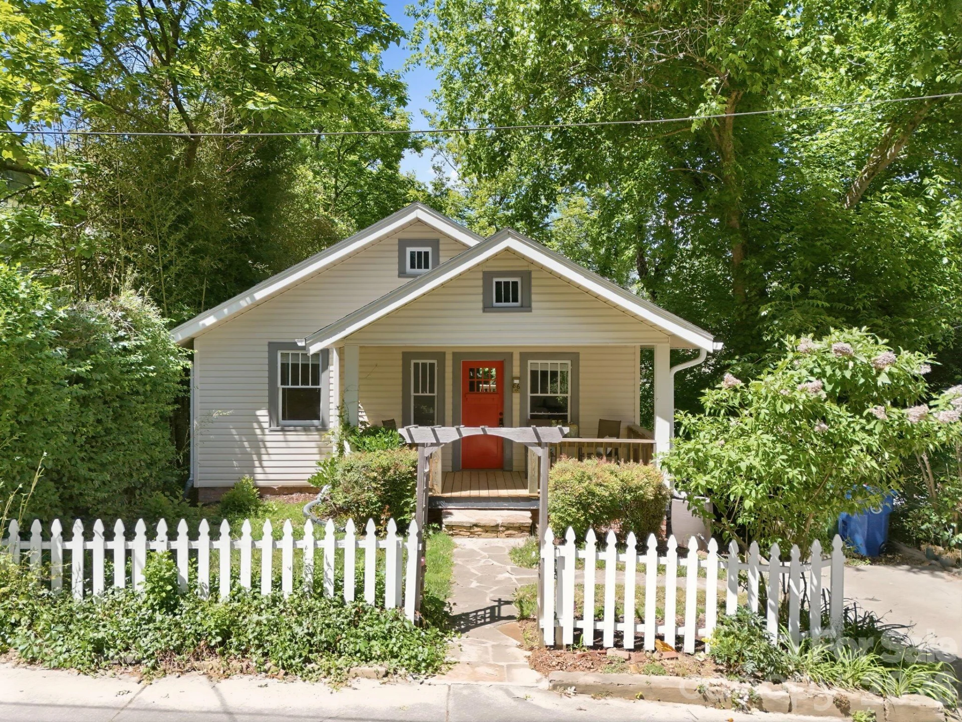 86 Annandale Avenue