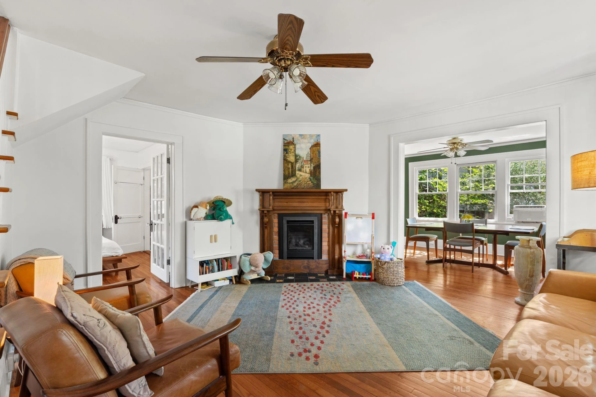 238 Forest Hill Drive - Photo 4