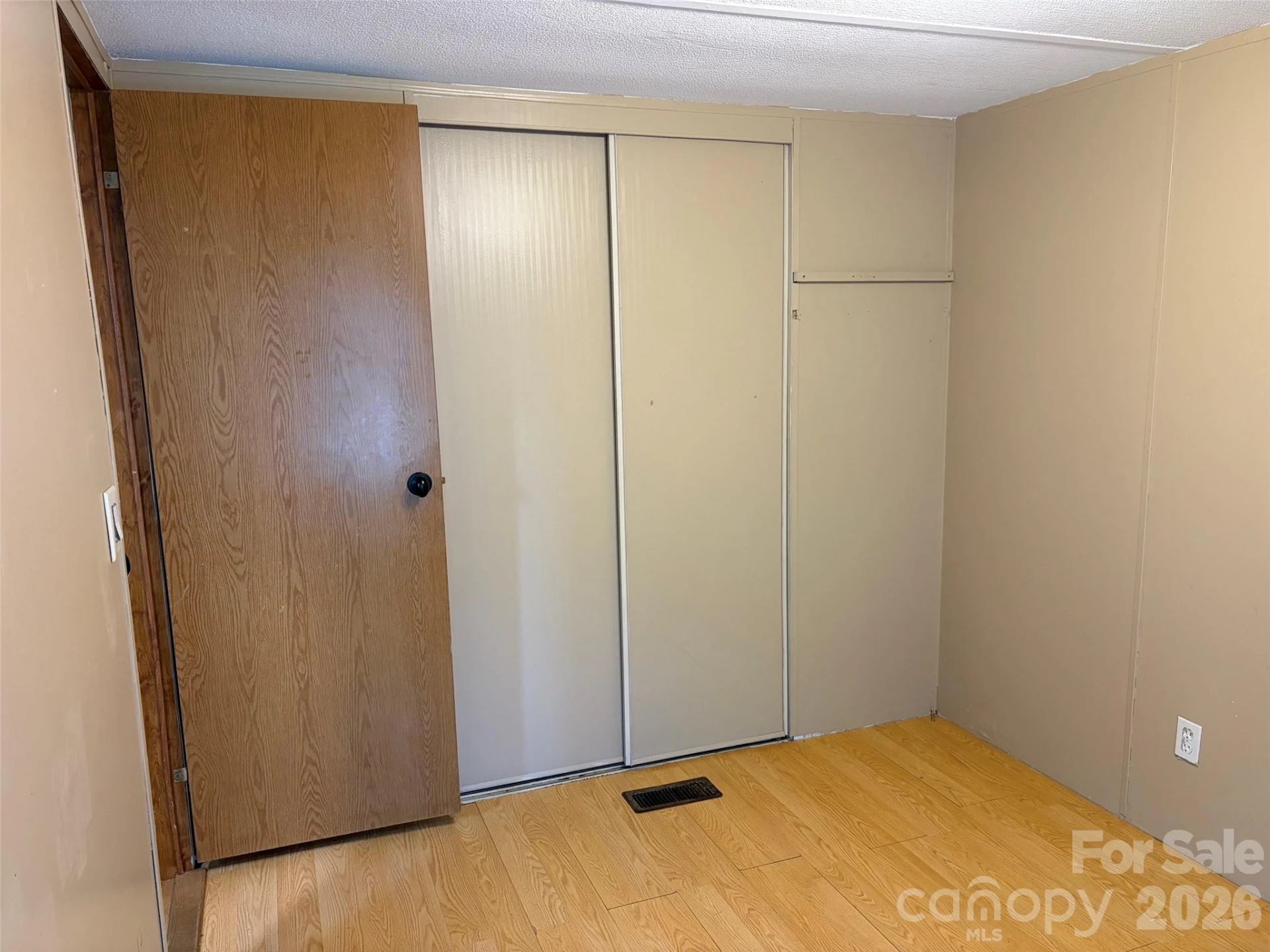 15 spring Street - Photo 15