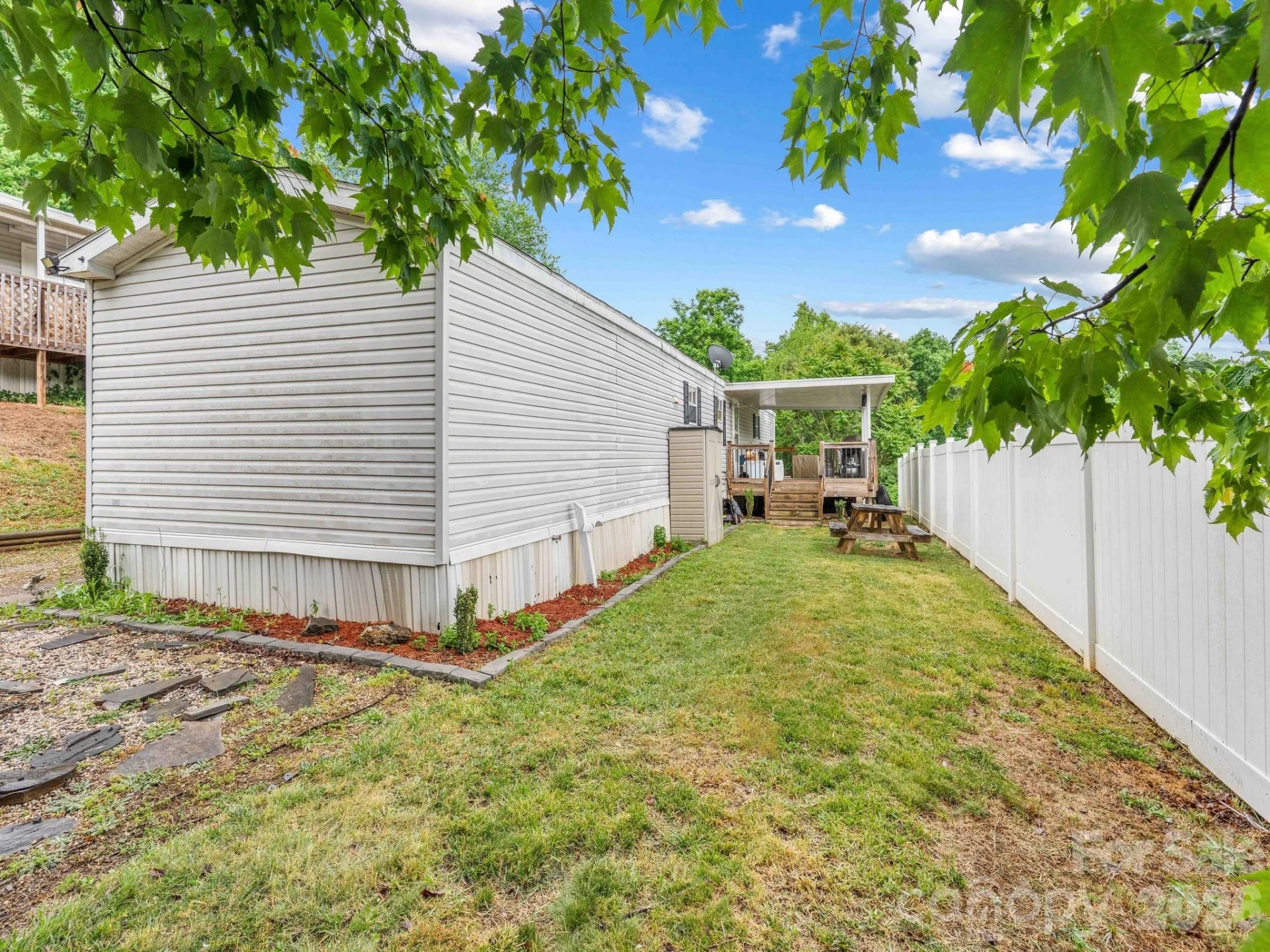 15 spring Street - Photo 5