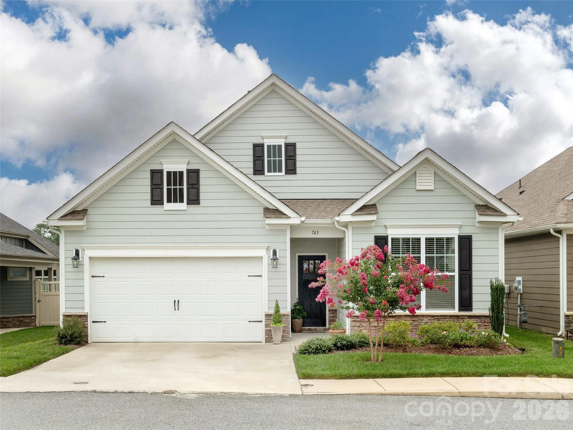 743 Summerfield Place - Photo 2
